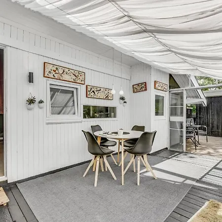 Sommervind Holiday home Falen