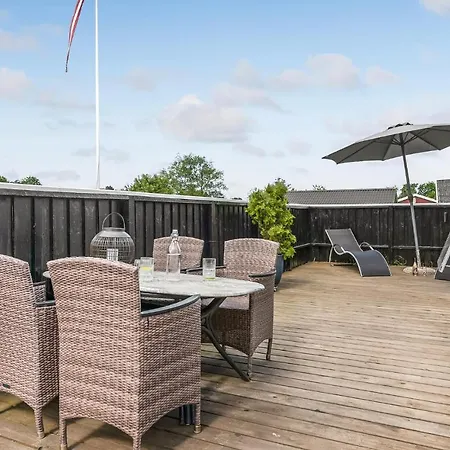 Sommervind Holiday home Falen
